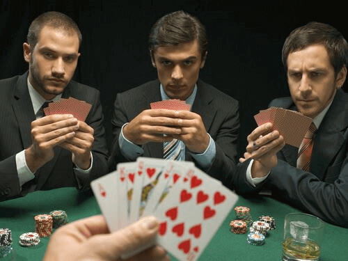 Wie man Poker online spielt